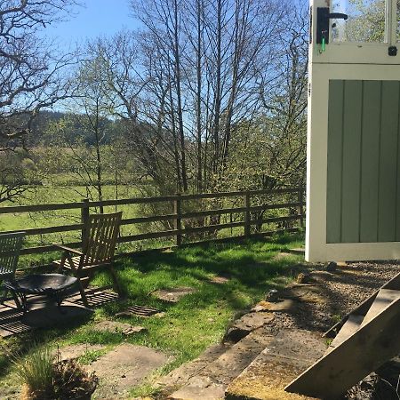 Posh Huts Farmstay Falstone Eksteriør billede